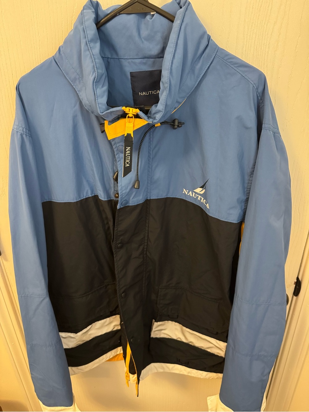 Men’s Nautica Light Blue, Black & Yellow Colorblock Windbreaker XL